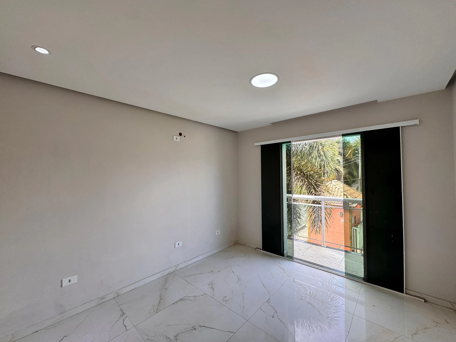 3-bedroom house with a walk-in closet in Rio de Janeiro — photo 19