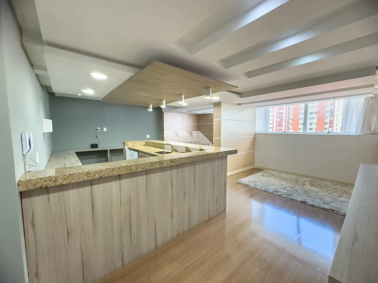1-bedroom apartment with balcony and open-plan kitchen — photo 8