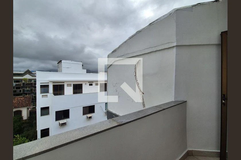 3-bedroom apartment with balcony, 202 m² — photo 23