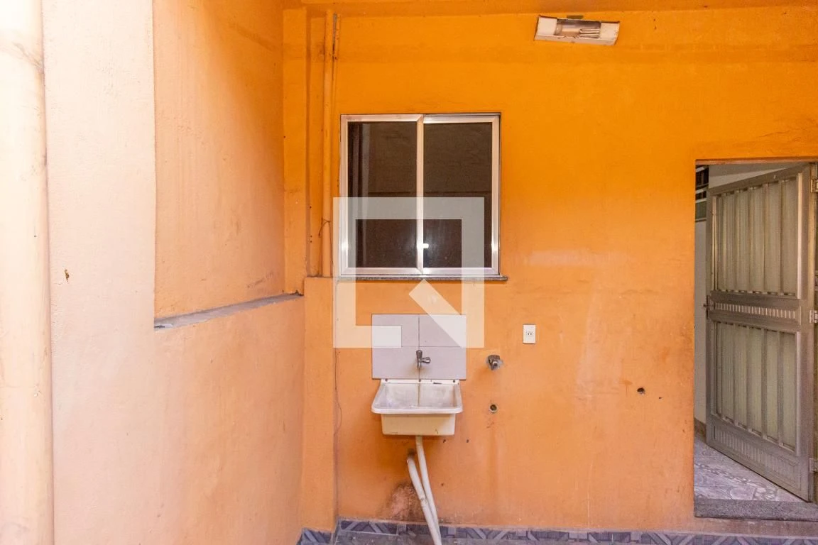 Apartamento de 1 quarto e 70 m² — photo 2