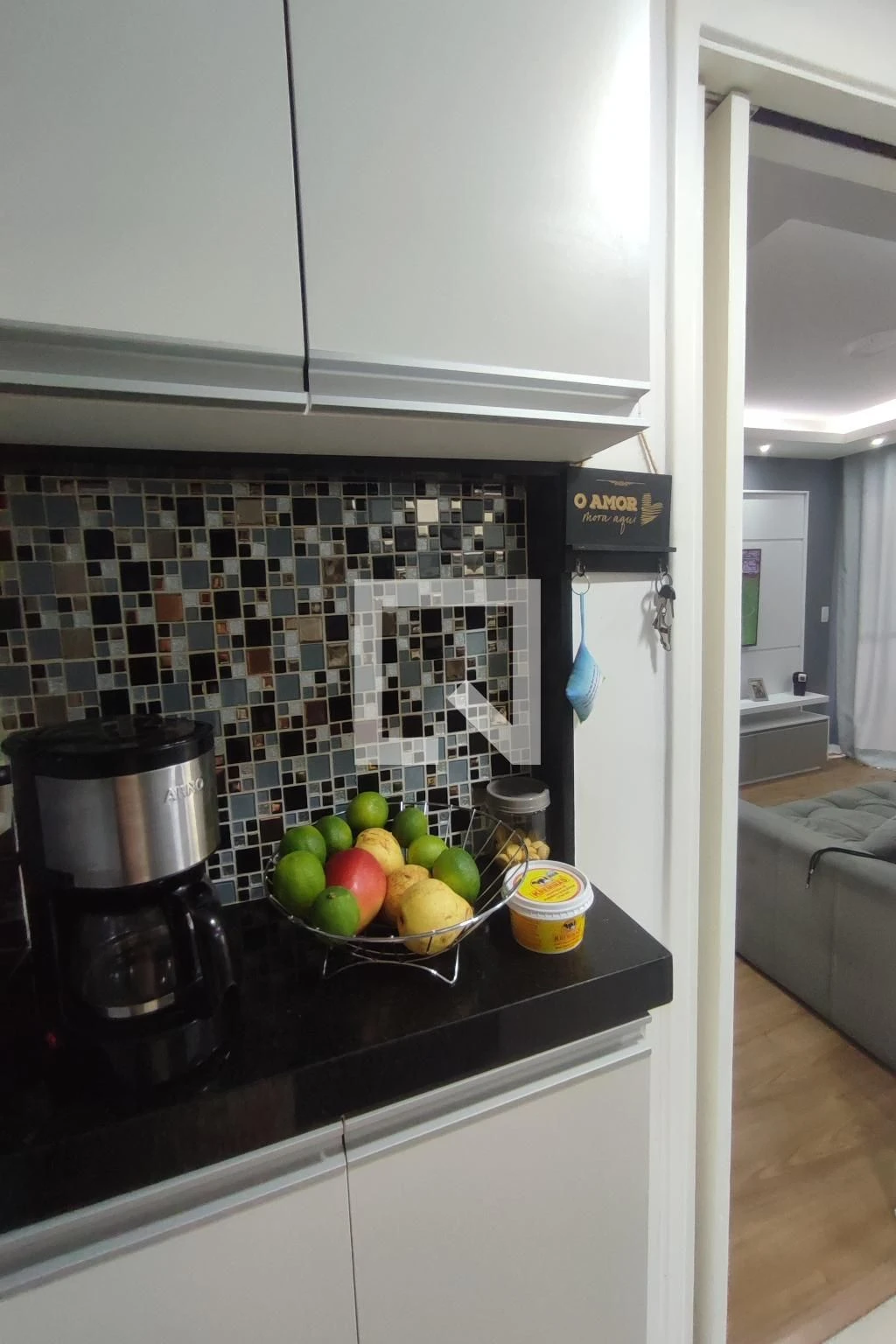 Apartamento de 89 m² com janelas do piso ao teto e closet — photo 23