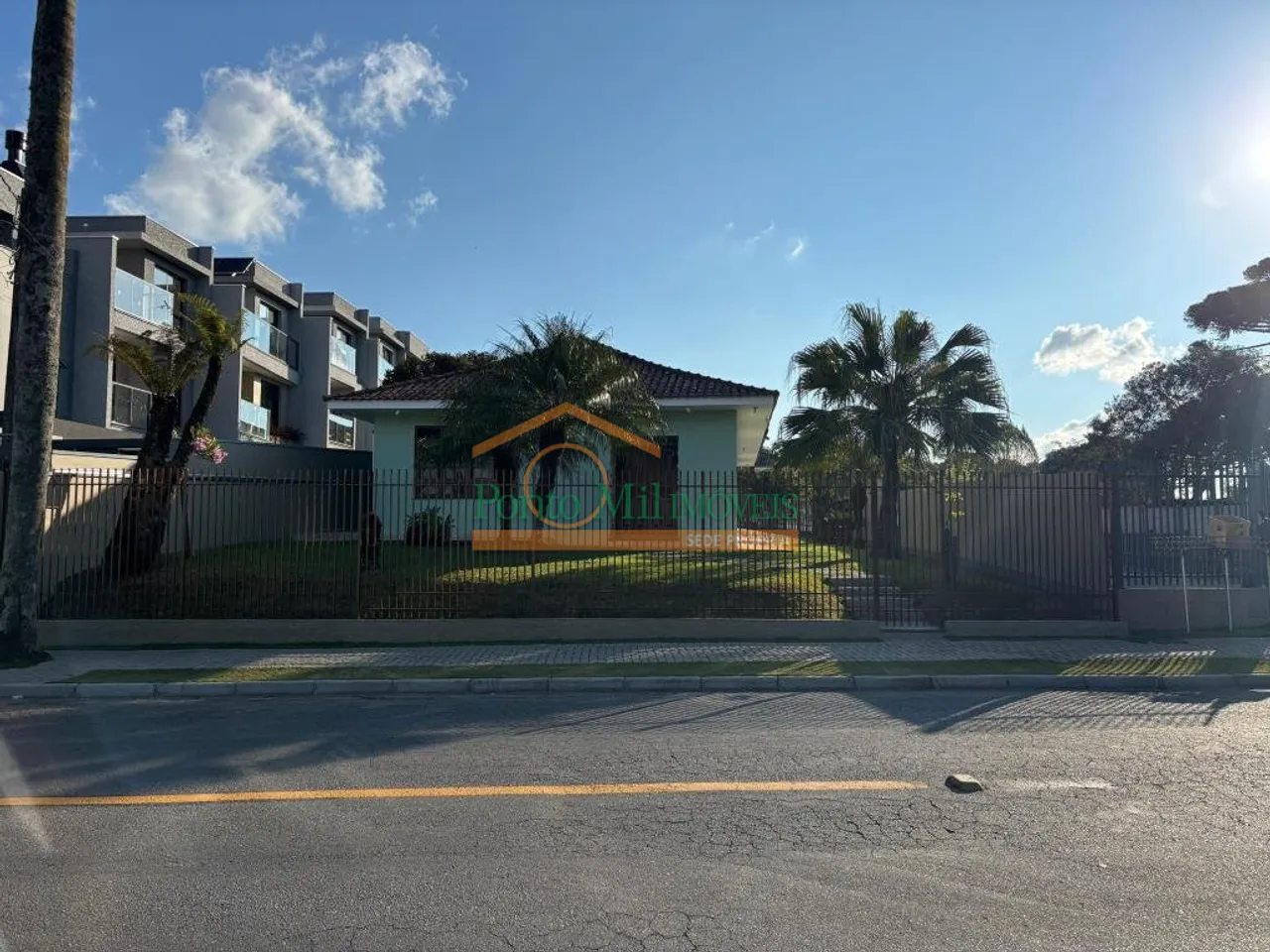 Casa com 3 quartos, 193 m² e churrasqueira privativa — photo 2