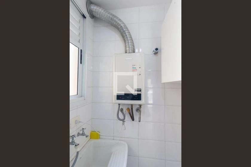 2-bedroom apartment in a building with a pool — photo 6