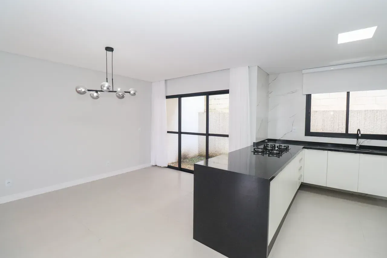Condominium house for rent with 285 m², 3 bedrooms — photo 16