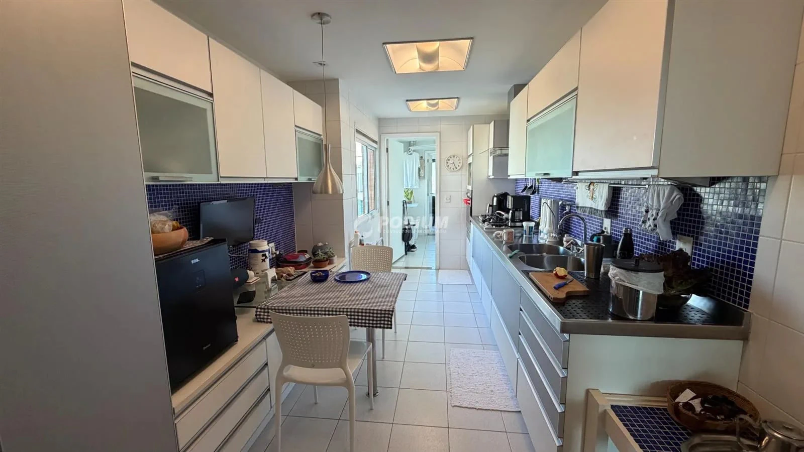 Apartamento mobiliado com 3 quartos e 168 m² — photo 16