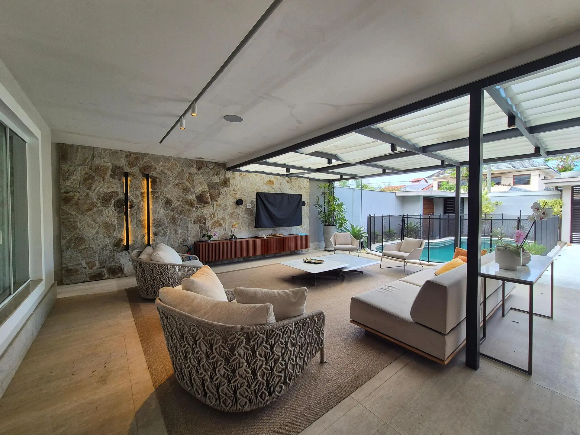 Casa de 373 m² com piscina privativa e lava-louças — photo 15