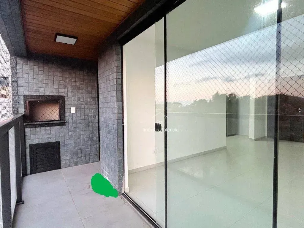 Apartamento de 100 m² com 2 quartos e varanda — photo 8