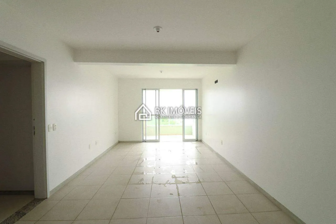 Unfurnished 1-bedroom apartment with balcony and 1 parking spot — photo 11