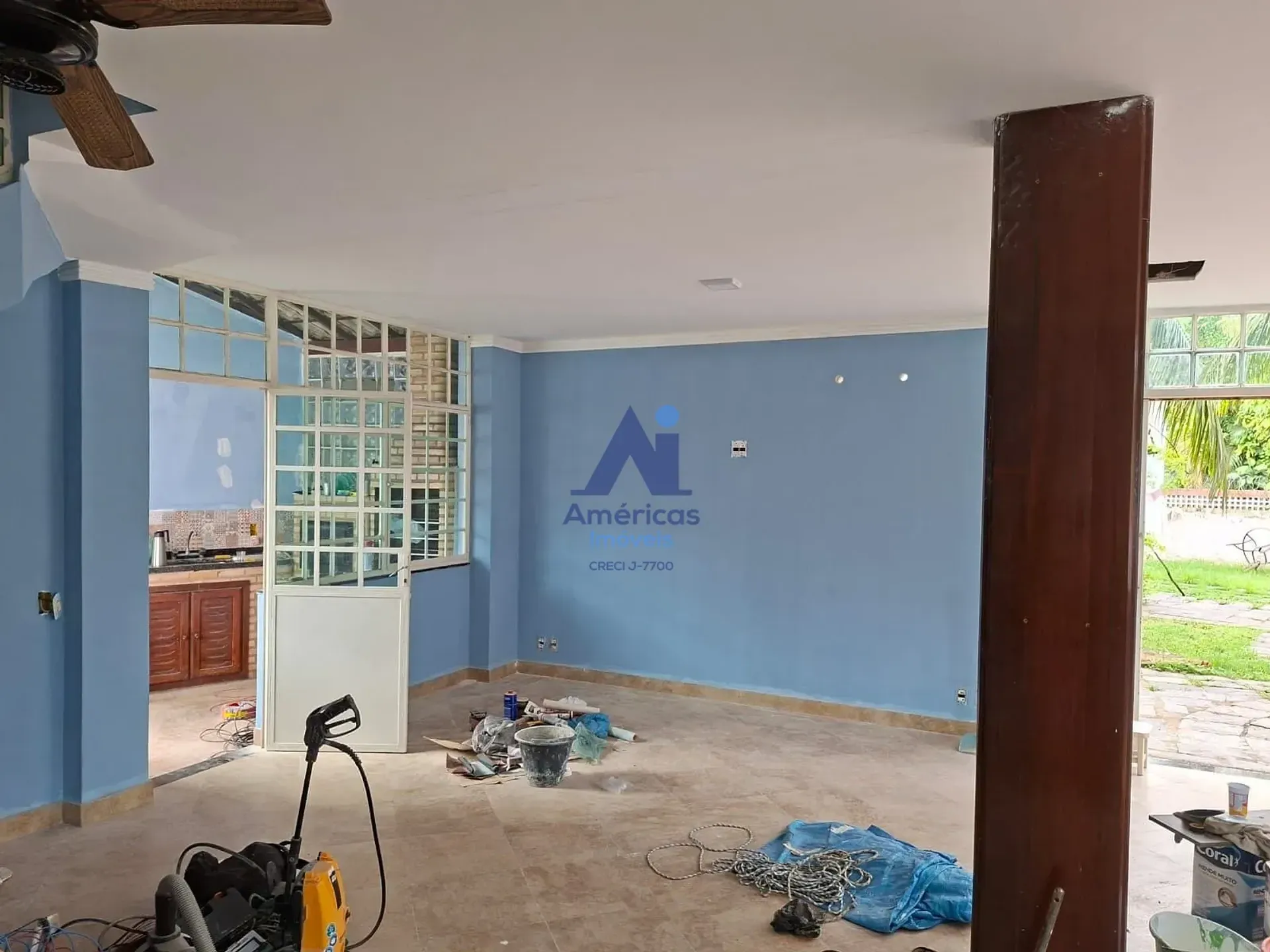 Casa sem mobília com churrasqueira na varanda — photo 17