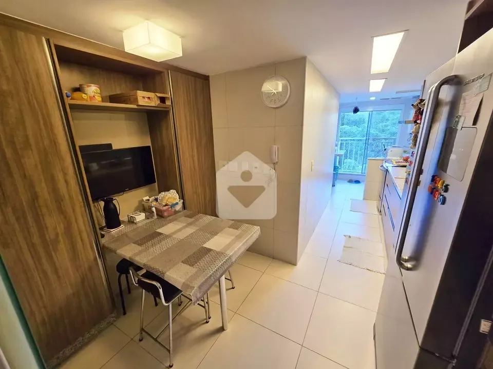 Furnished apartment with 3 bedrooms and 5 bathrooms — photo 35