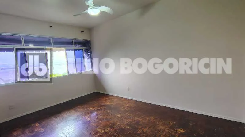 Вид на воду та 2 спальні: квартира 150 м² — photo 21