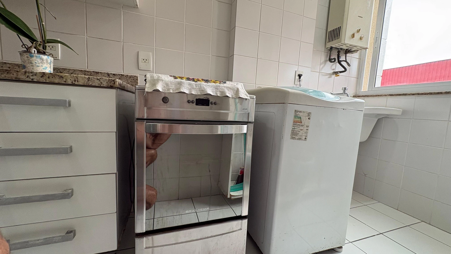 70 m² apartment with a home office and a washing machine — photo 35