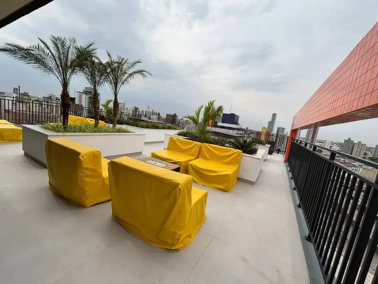 Apartamento de 2 quartos com sacada e cozinha integrada — photo 27
