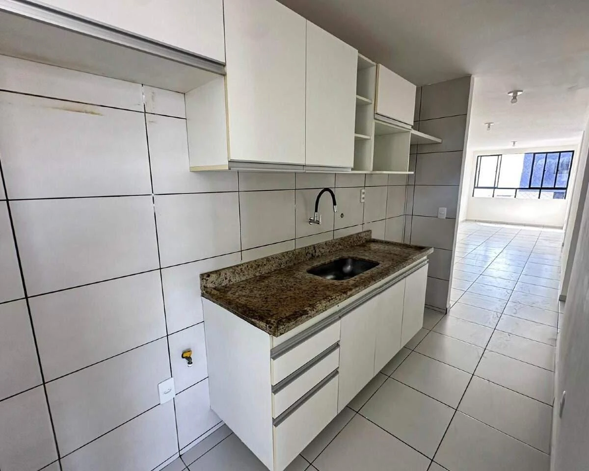 Rental apartment with 3 bedrooms and 1 en-suite — photo 2