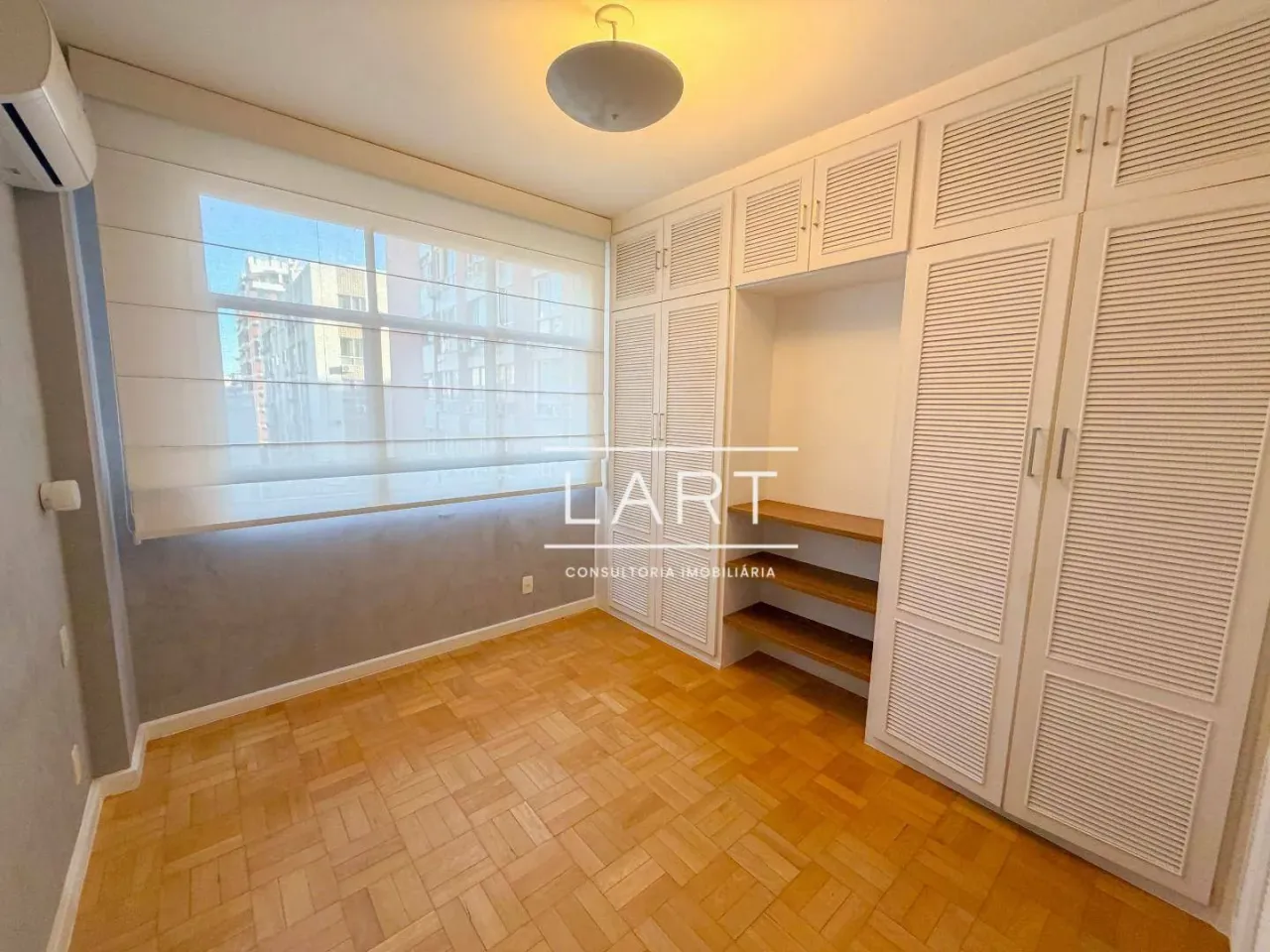Duplex-style apartment with 2 bedrooms and balcony grill — photo 9