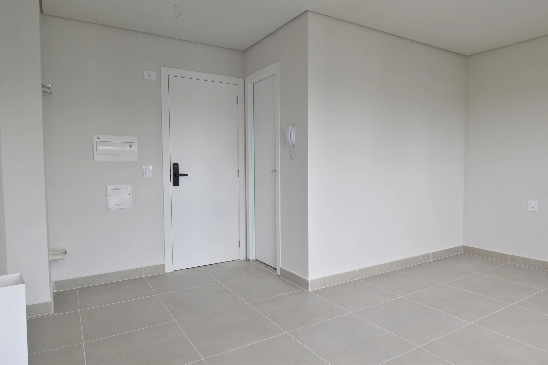 Studio in a building with a gym — photo 14