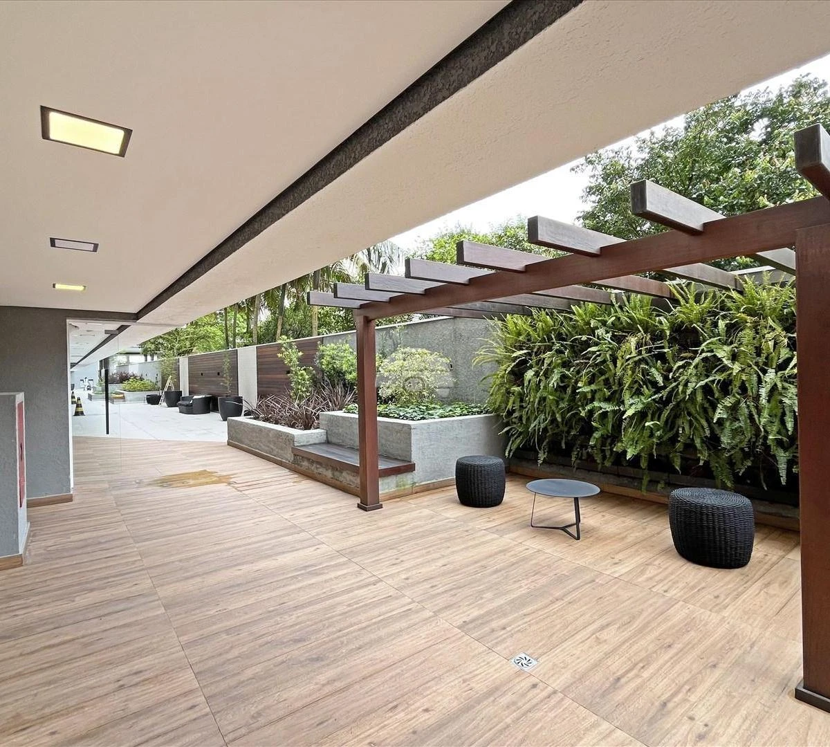 Apartment, 80 m², with a grill on the balcony — photo 29