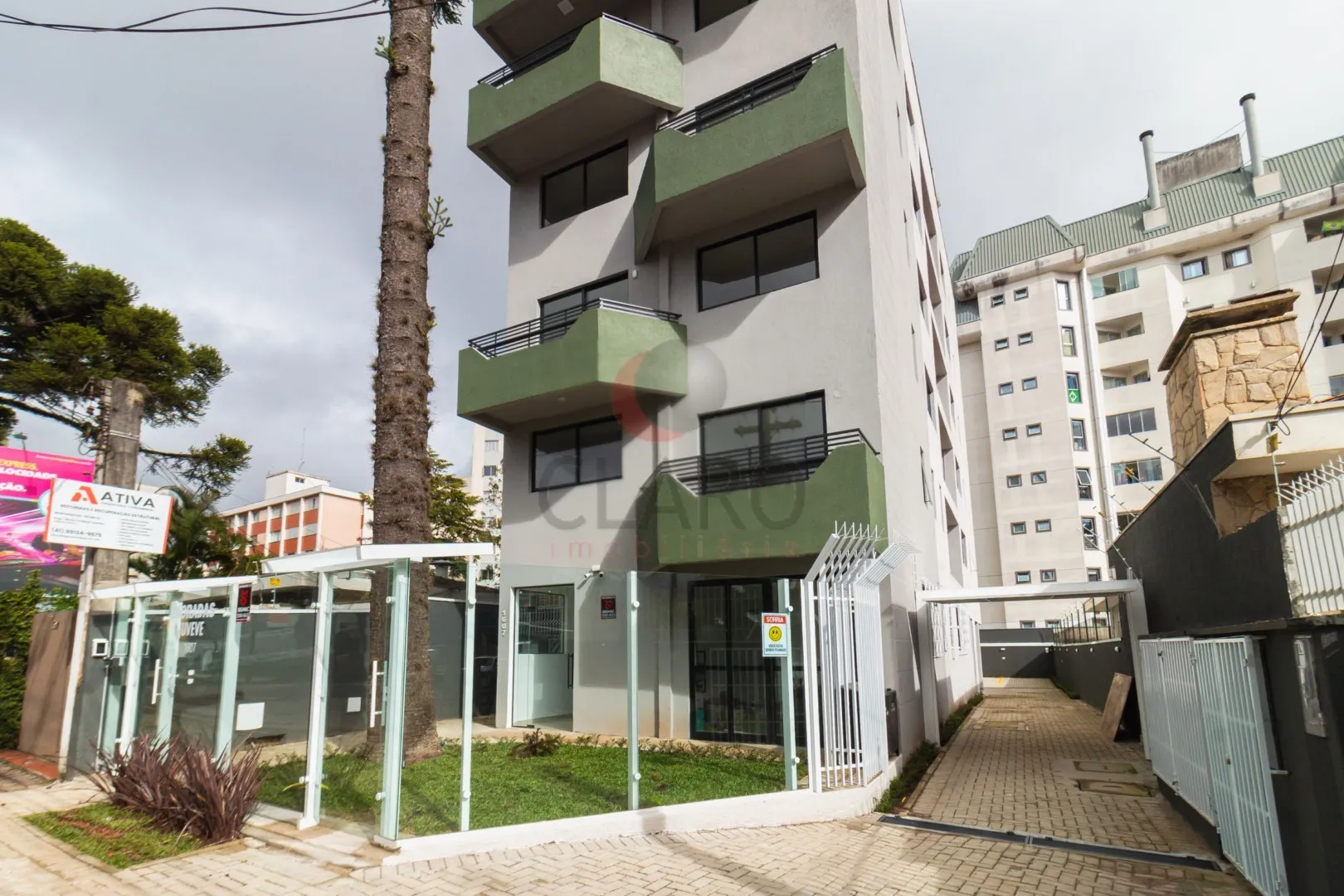 One-bedroom, 30 m² apartment in Curitiba — photo 3