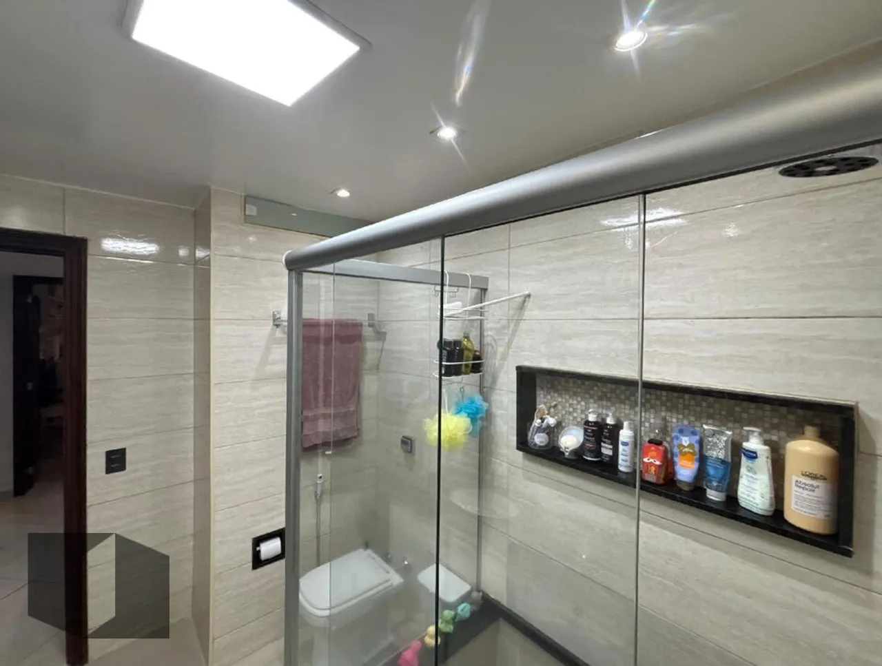 Furnished 3-bedroom apartment with open-plan kitchen — photo 10