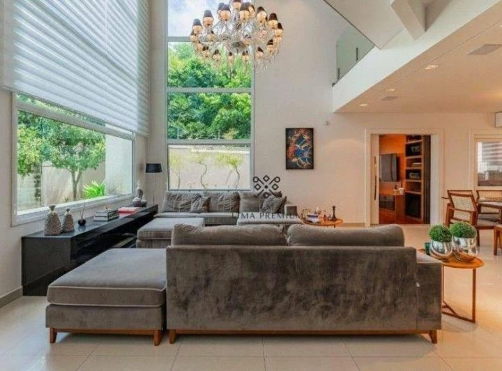 4-bedroom house with a private garden — photo 7
