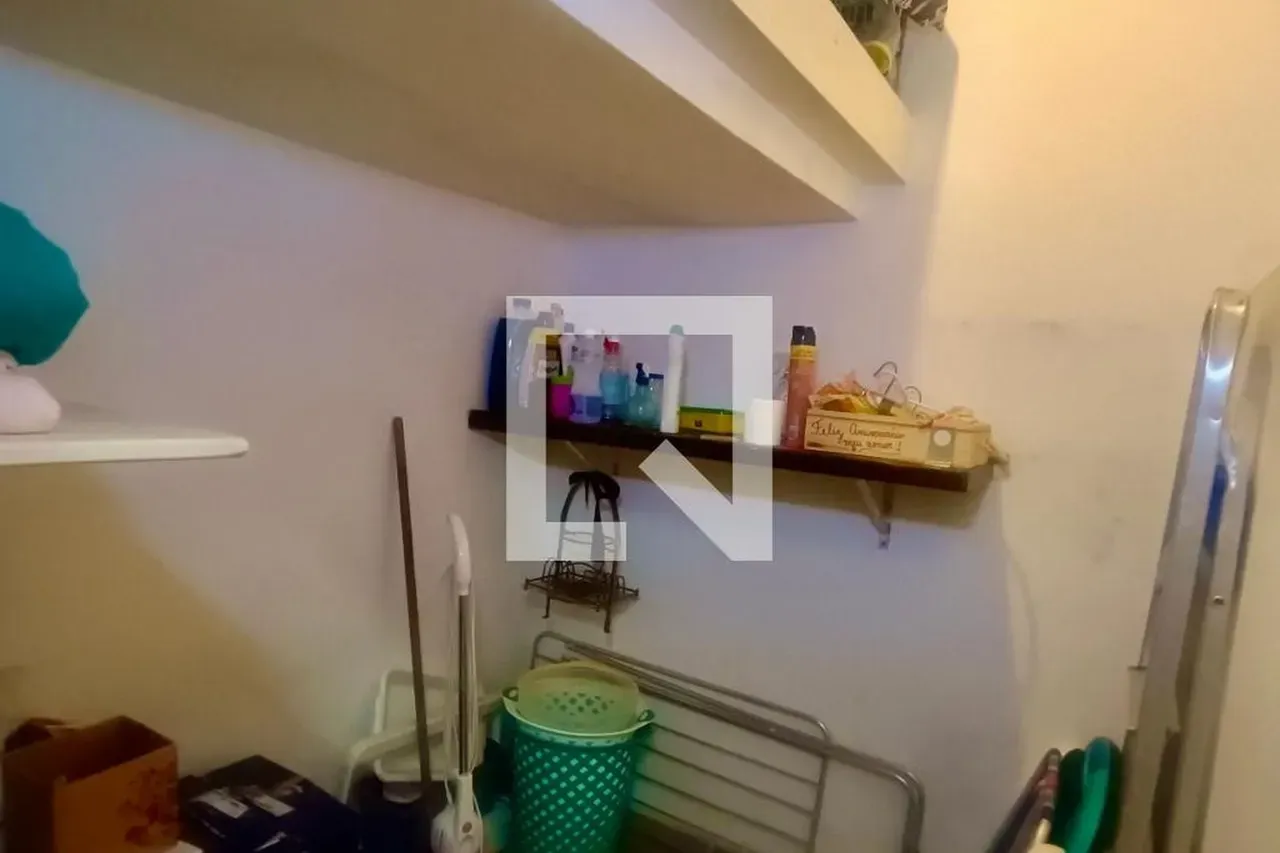 Home office in a 2-bedroom apartment, 90 m² — photo 50