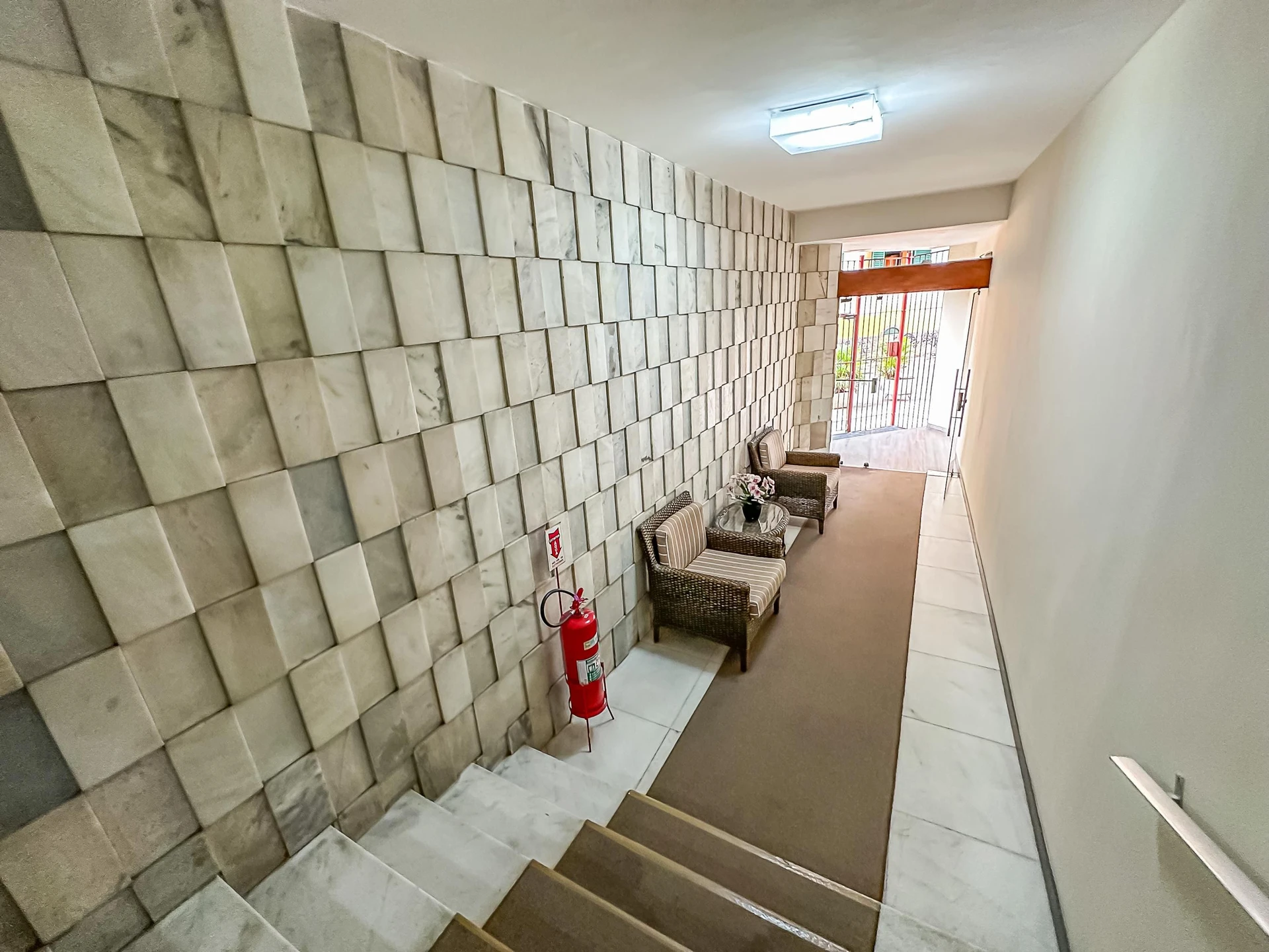 Furnished apartment, 35 m², with a home office — photo 24