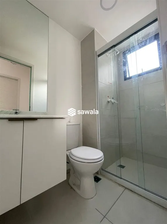 2-bedroom apartment with wood or laminate floors — photo 20