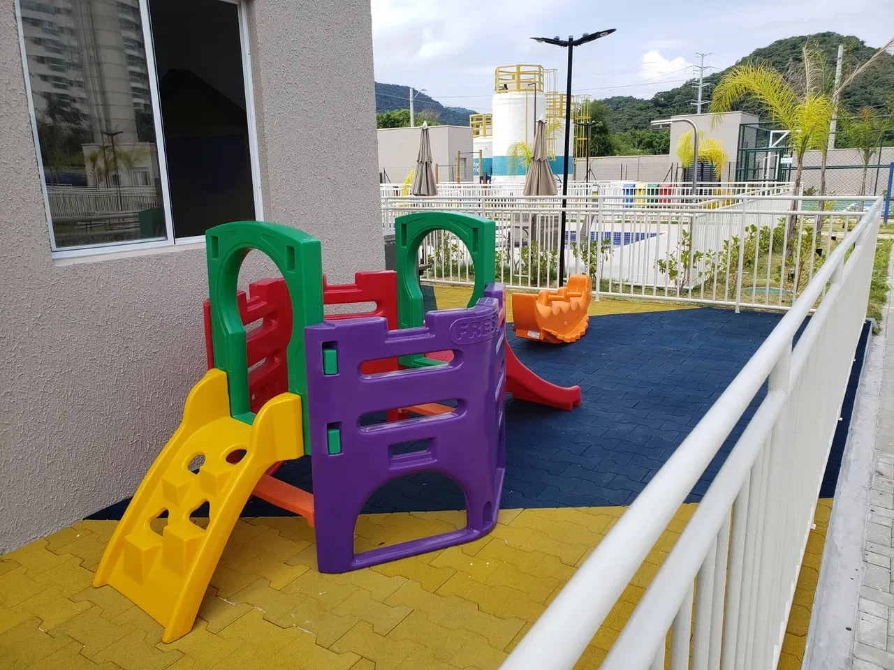 Mountain view in a 2-bedroom apartment, 45 m² — photo 24