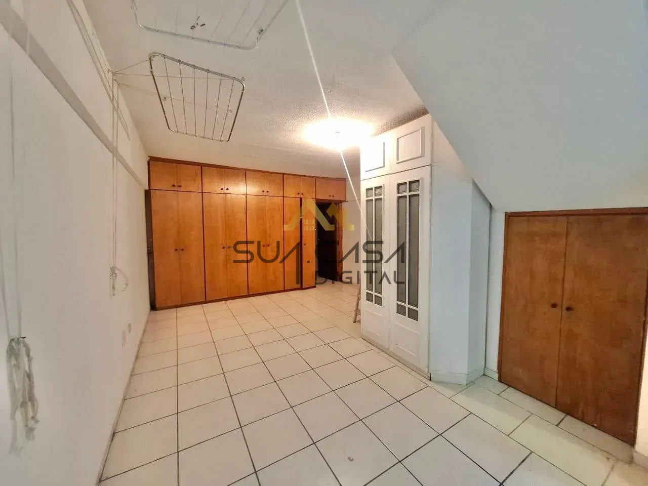 House with 4 bedrooms and 273 m² plus open-air pool — photo 17