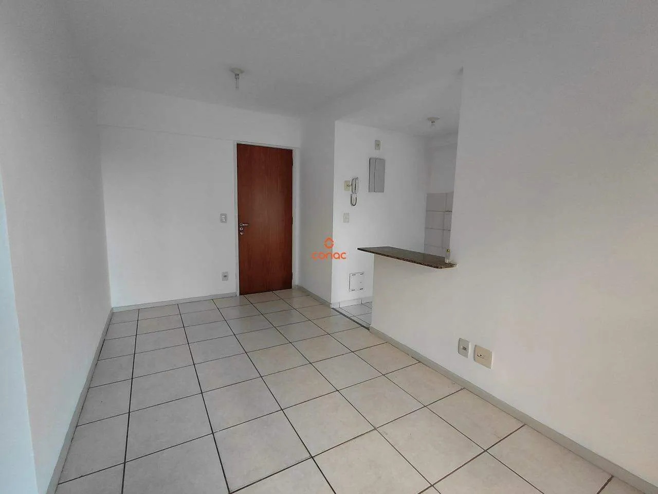 2-bedroom apartment in a building with a gym — photo 17