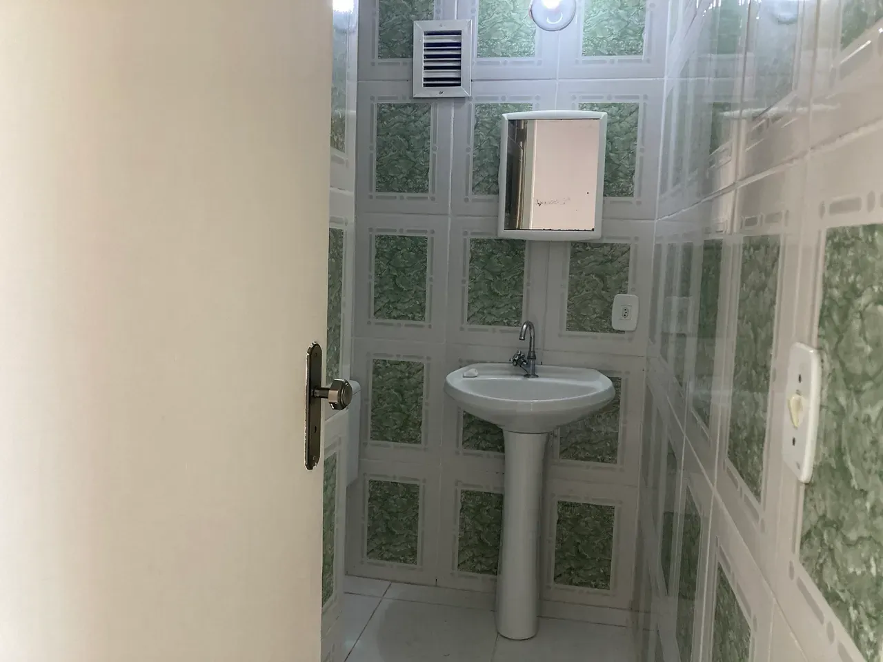 Unfurnished 2-bedroom apartment with 68 m² and parking — photo 6