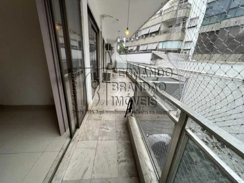 3-bedroom apartment with a home office in Rio de Janeiro — photo 15