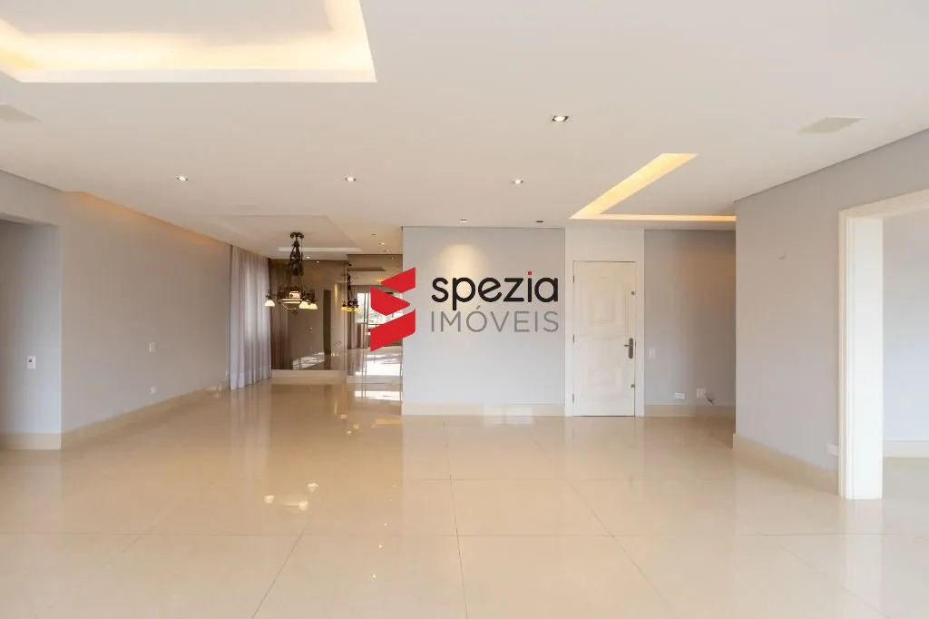 332 m² apartment with 2 bedrooms and 5 bathrooms — photo 8