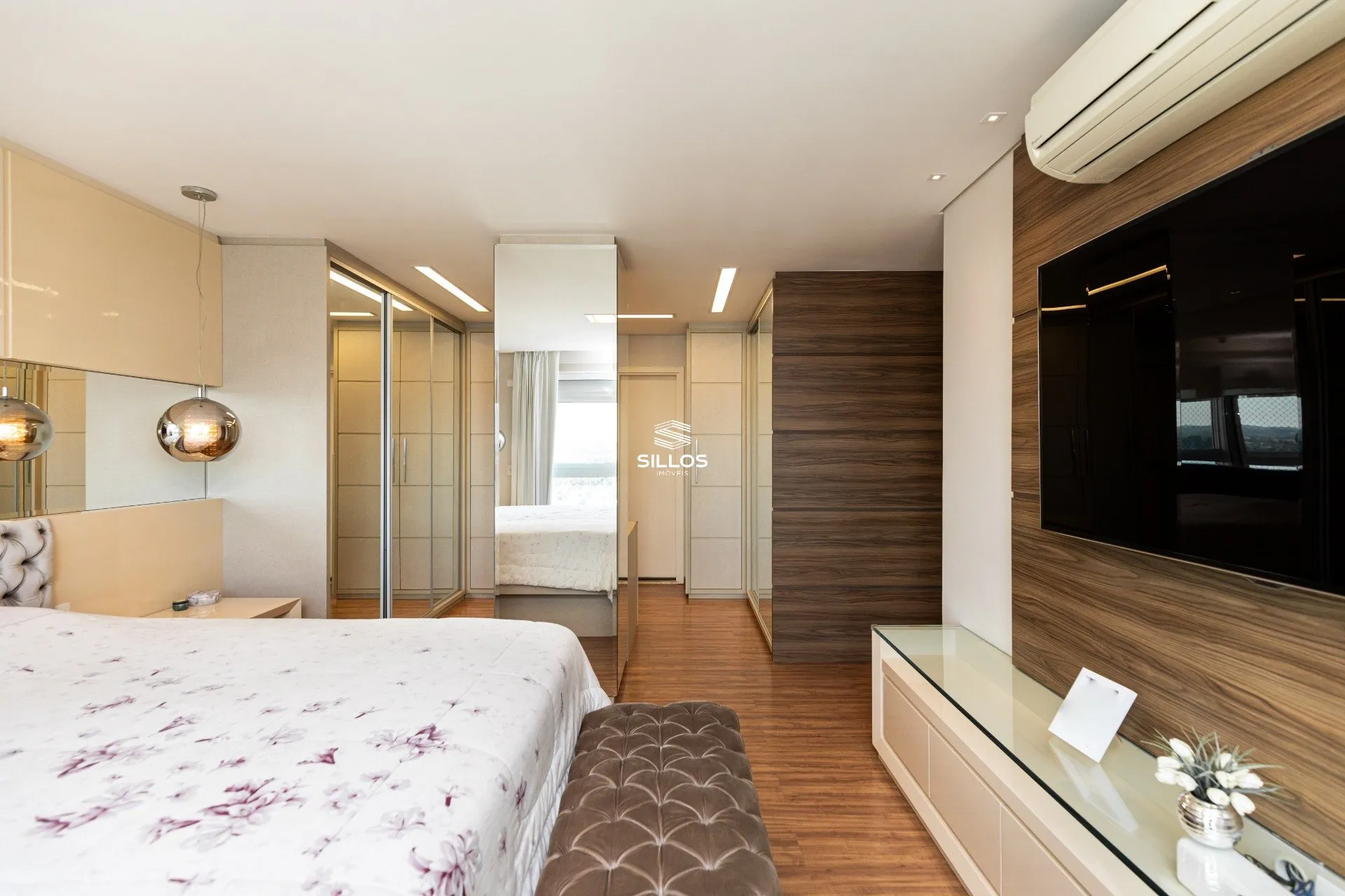 Квартира 321 м² з 3 спальнями-сюїтами і 4 паркомісцями — photo 17
