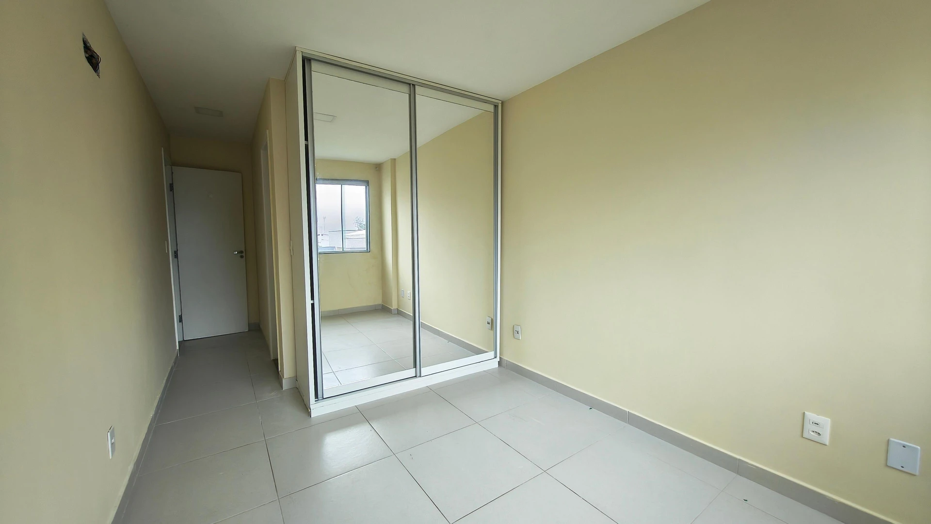 3-bedroom apartment, all with their own bathrooms, 311 m² — photo 25