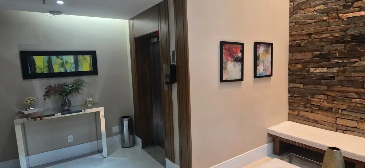 Unfurnished 2-bedroom apartment with 2 bathrooms — photo 11