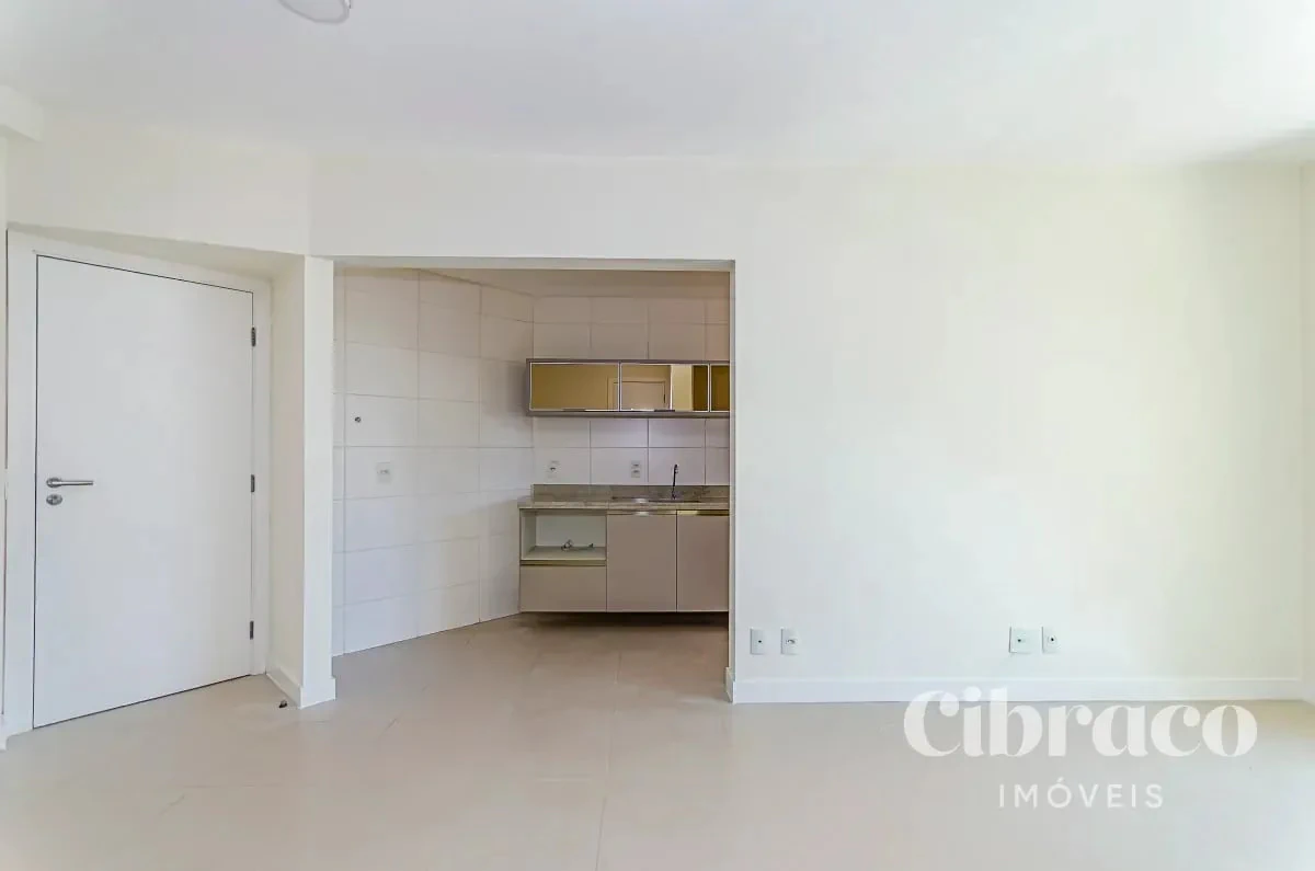 2-bedroom apartment with a grill on the balcony — photo 2