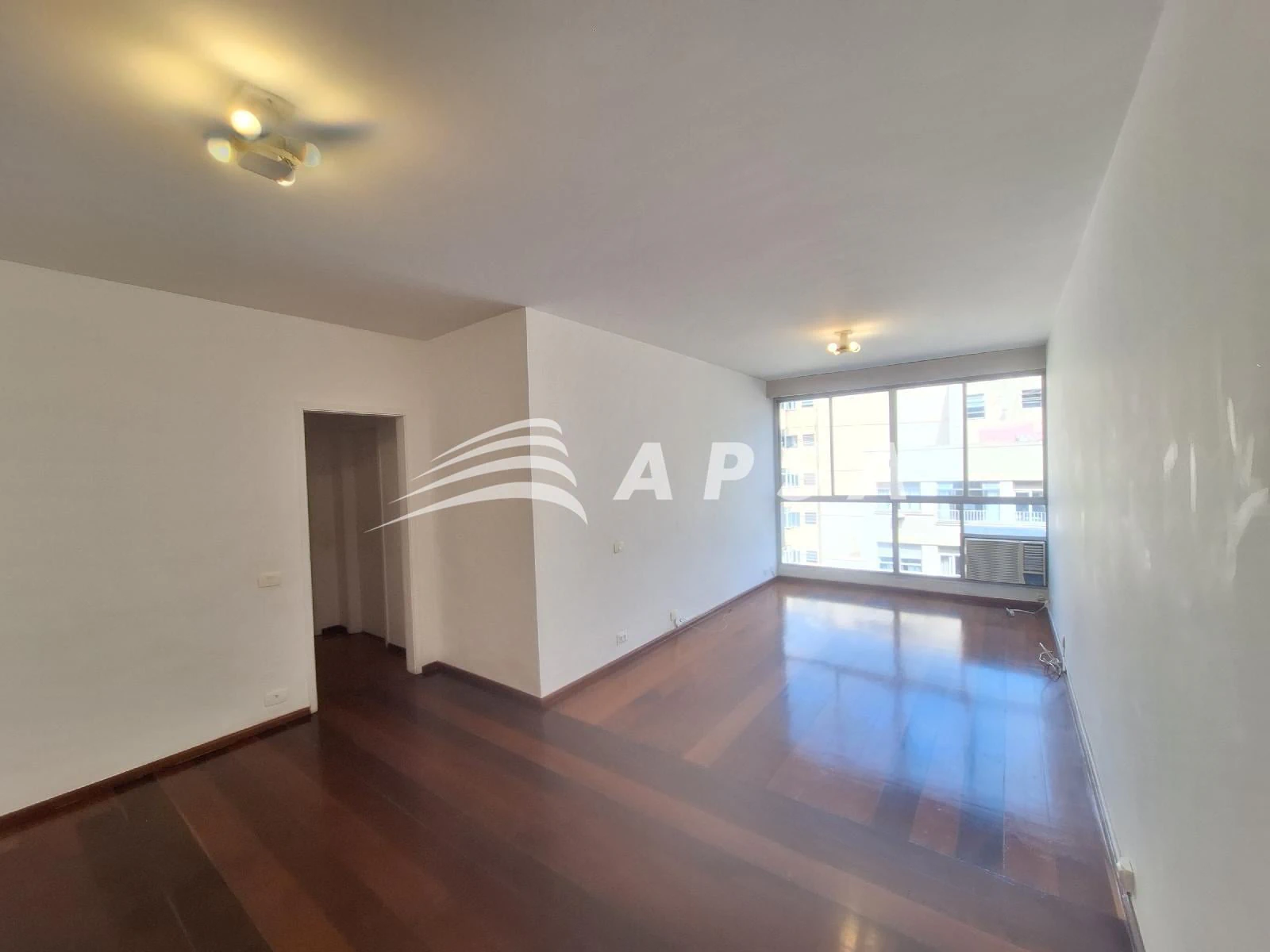 Квартира: 2 спальні, 1 з власною ванною кімнатою, 93 м² — photo 5