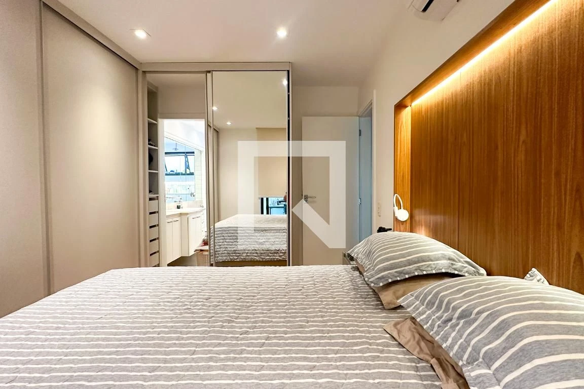 4-bedroom apartment with floor-to-ceiling windows — photo 29