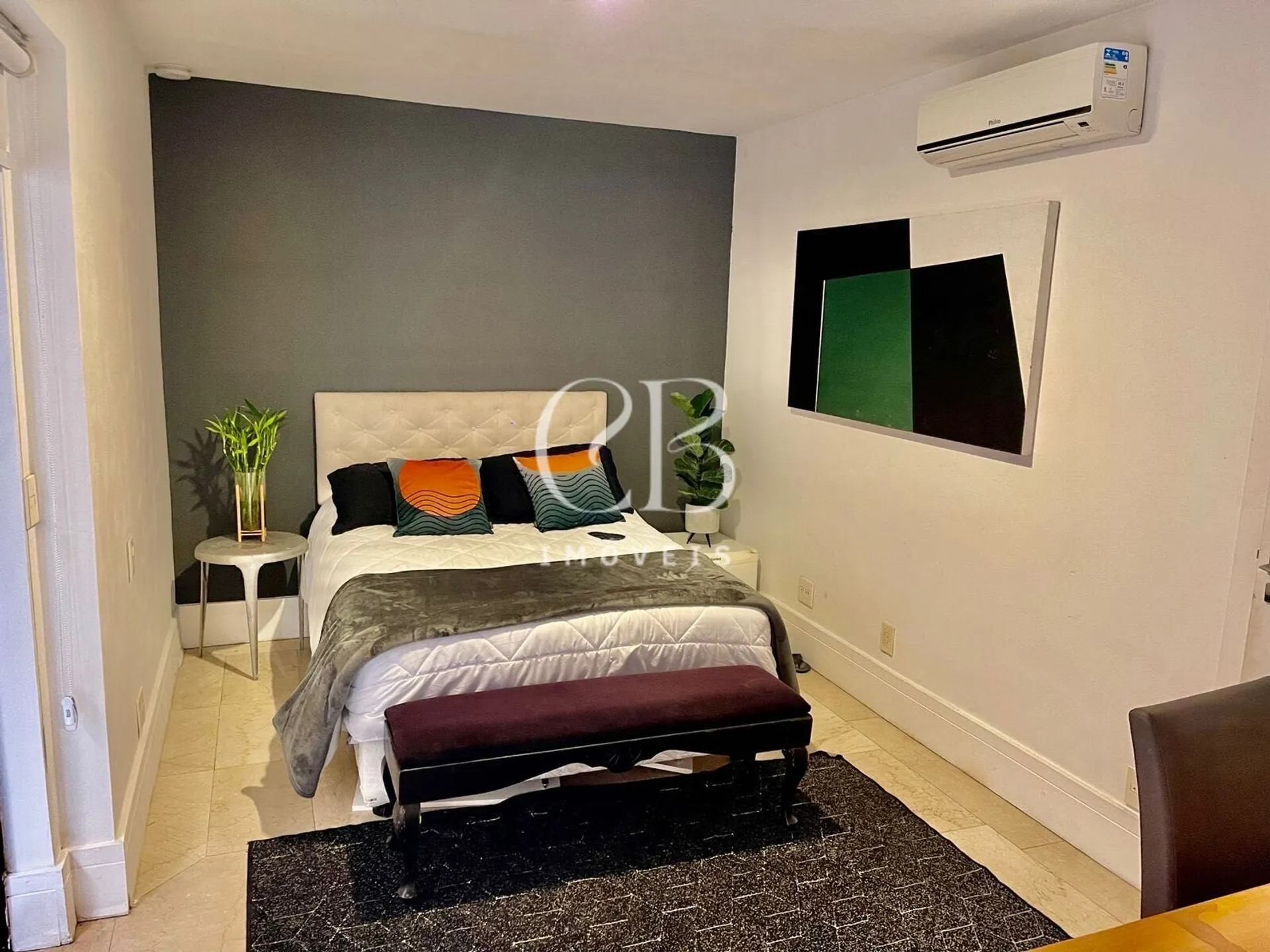 Furnished apartment with 2 bedrooms and open kitchen — photo 13