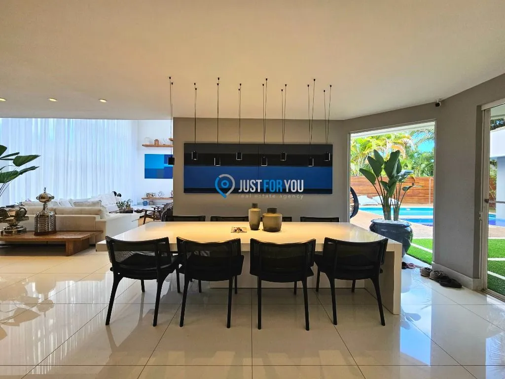 Casa com 4 dormitórios e 5 banheiros, 650 m² — photo 22