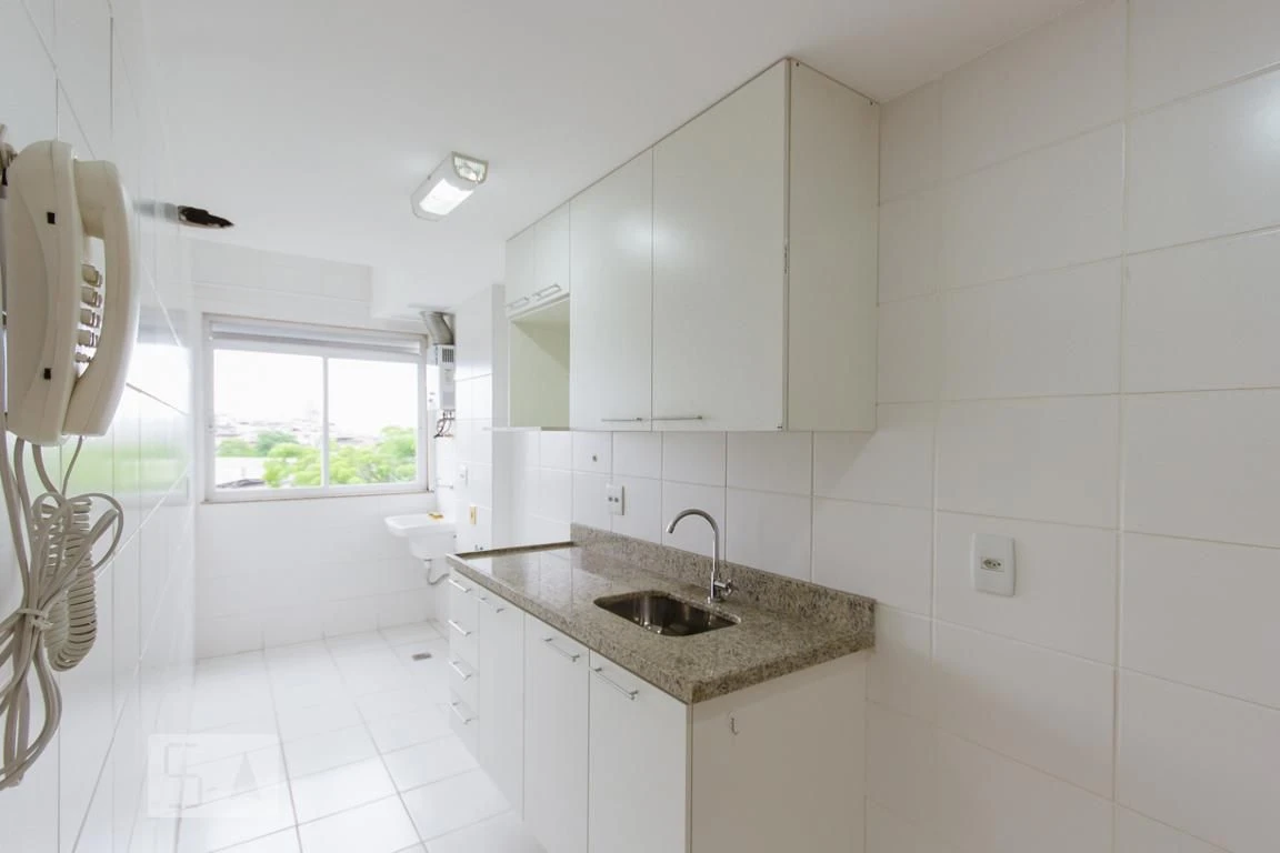 Apartment with a separate kitchen and 2 bedrooms — photo 2