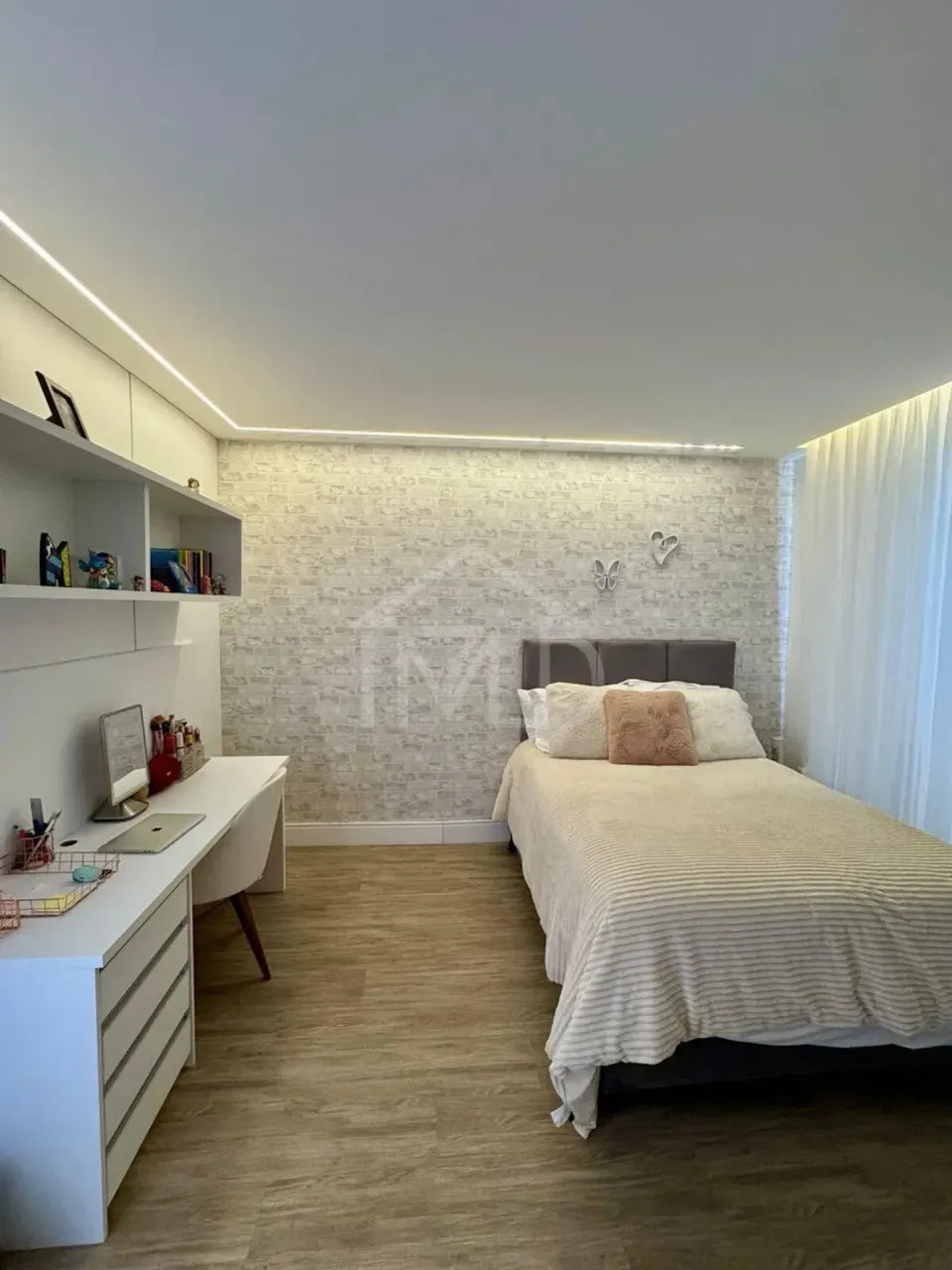 Furnished house with 4 bedrooms and 500 m² and 5 parking — photo 5