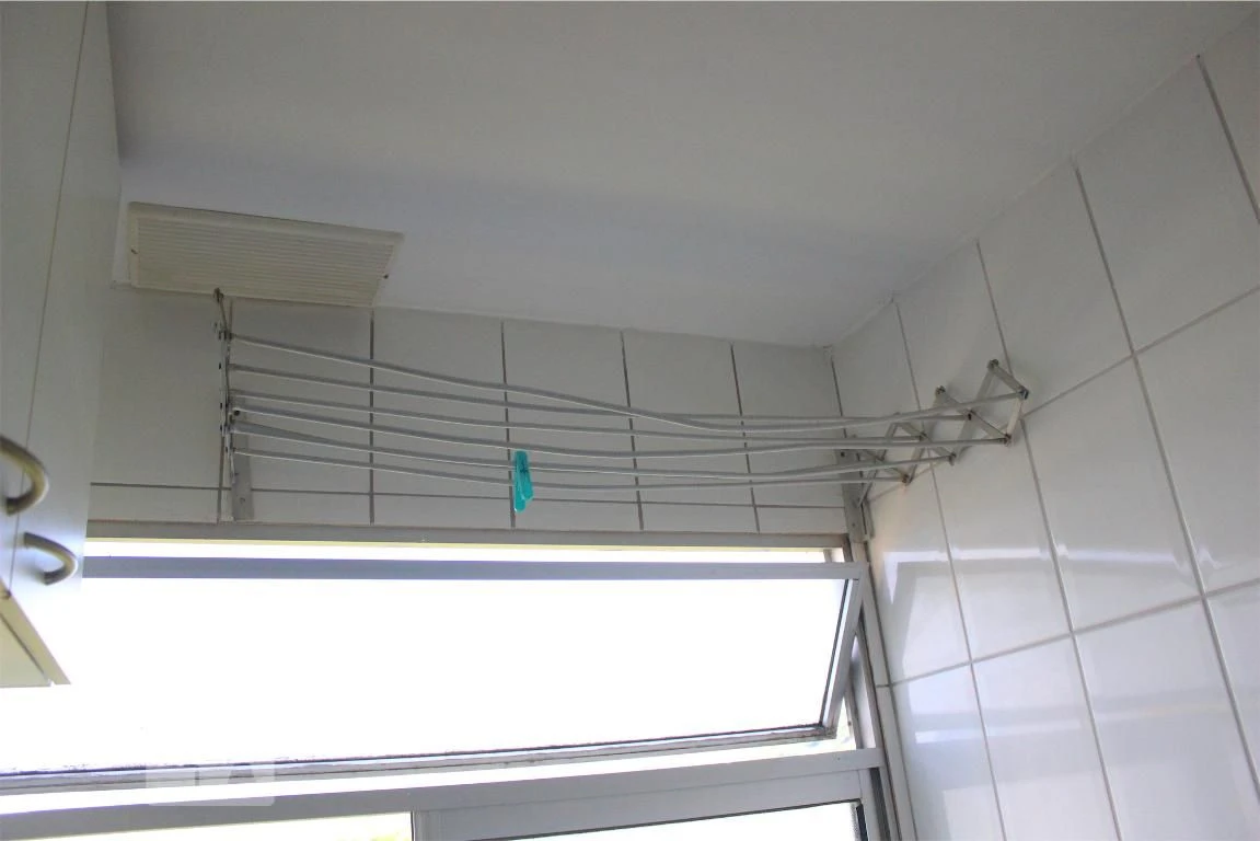 2-bedroom apartment with a balcony and shared pool — photo 27