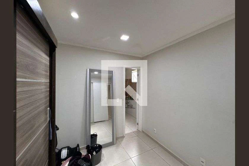 House with 3 en-suites and 3 parking spots, 270 m² — photo 13