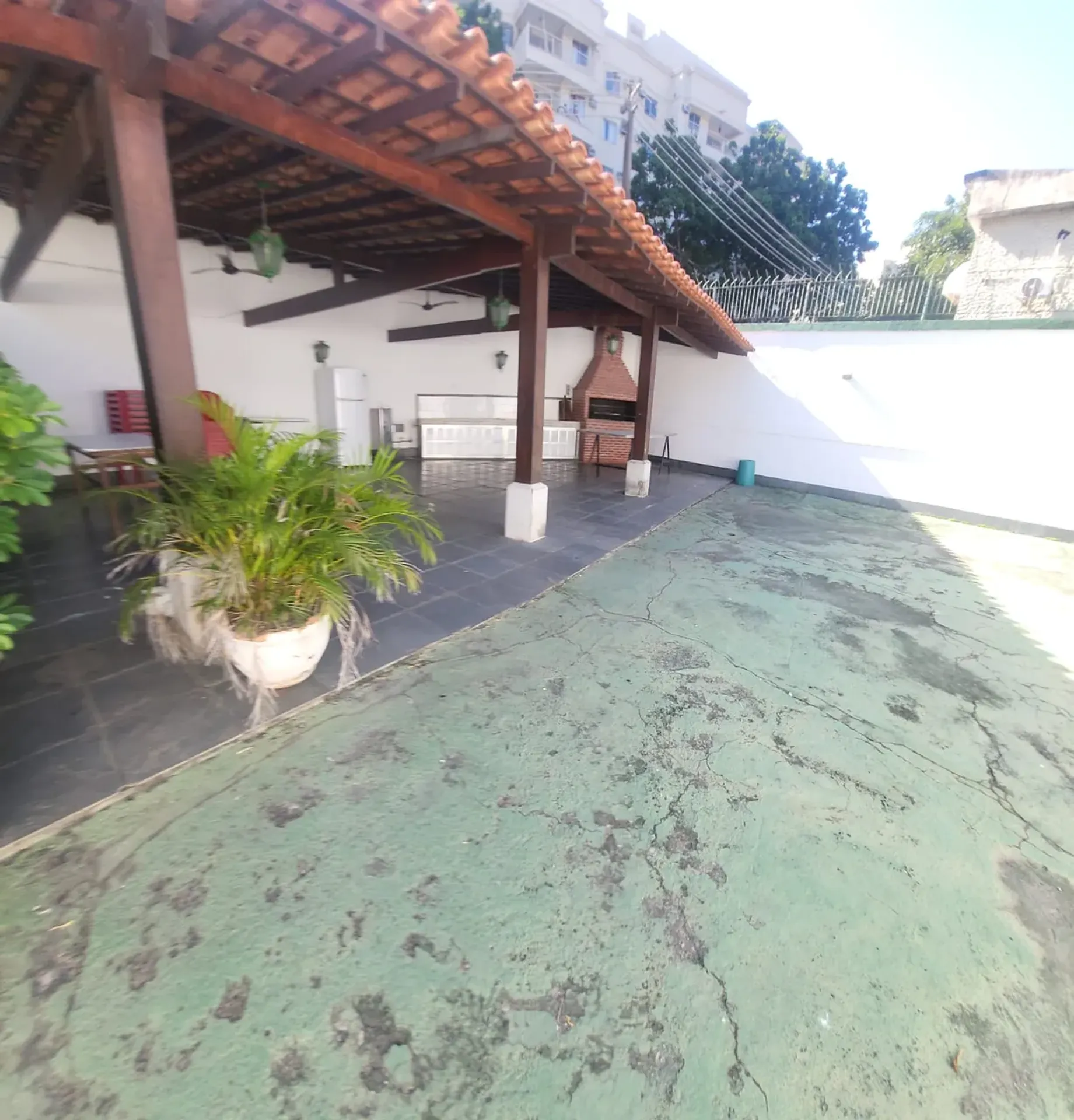 Furnished 126 m² apartment with 3 bedrooms and gas kitchen — photo 9