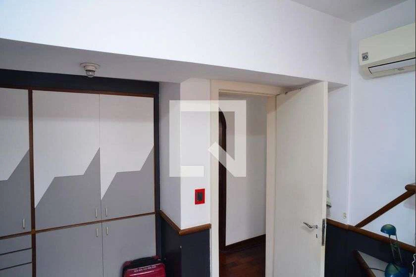 3-bedroom apartment with a home office — photo 18
