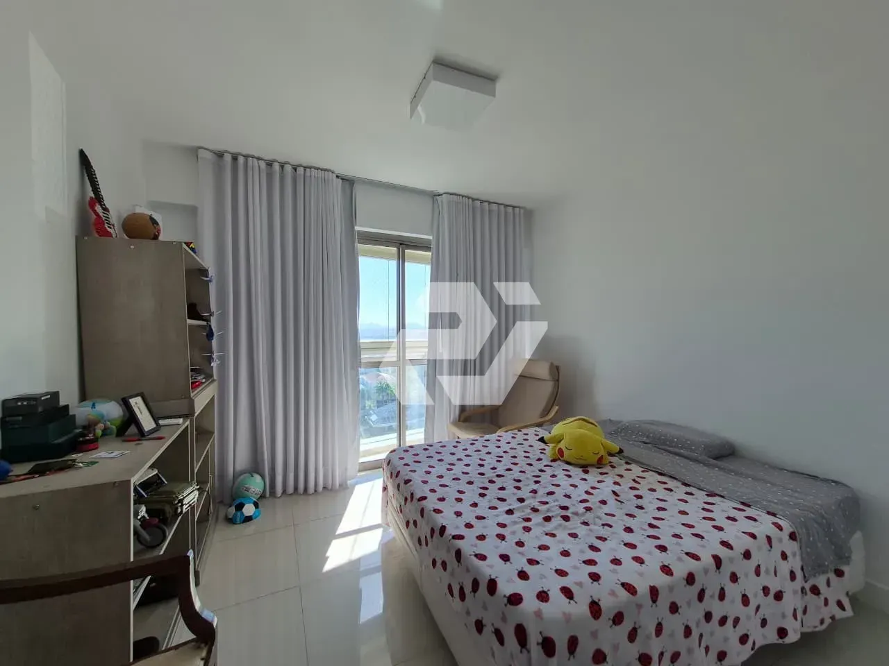 Apartamento mobiliado com 5 quartos e varanda envidraçada — photo 20