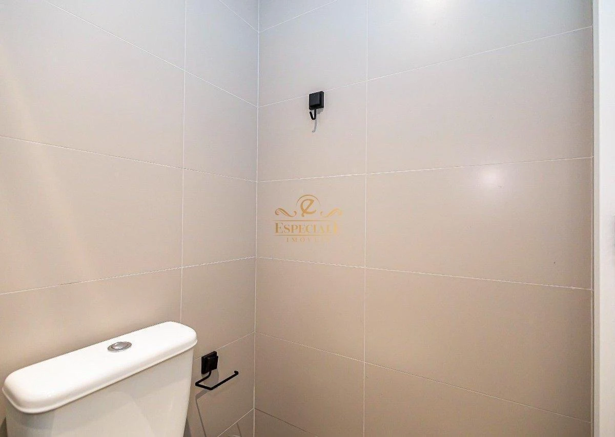 Furnished apartment, 14 m², with floor-to-ceiling windows — photo 4