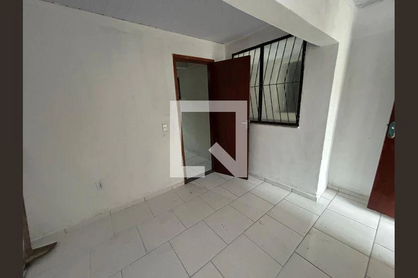 1-bedroom apartment with fitted kitchen and balcony — photo 16
